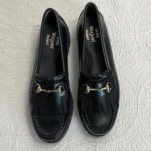 Weejuns Black Leather Kiltie Bit Loafers with Gold-Tone Hardware